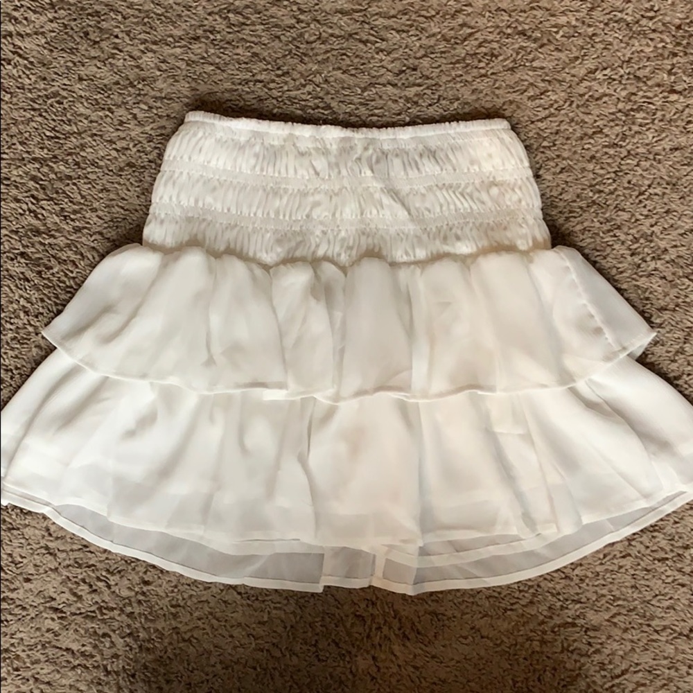 Ruffle skirt